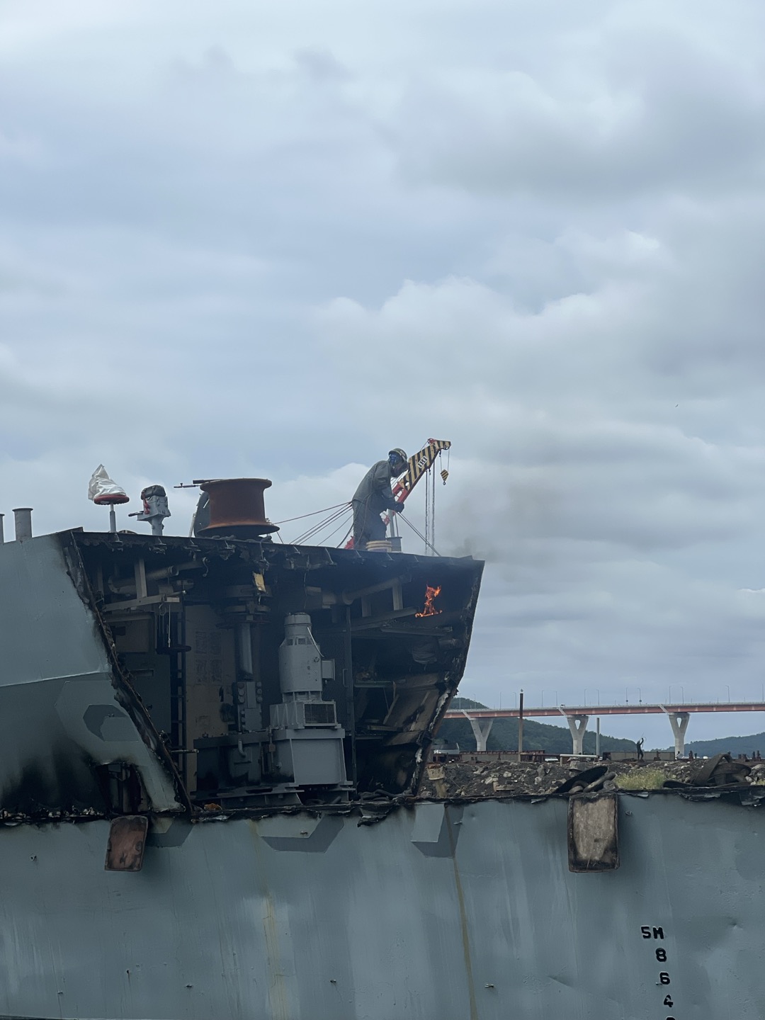 Ship breaking
